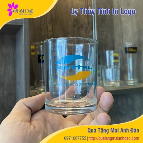 ly-thuy-tinh-in-logo-qua-tang-mai-anh-dao-5