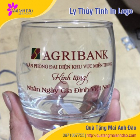 ly-thuy-tinh-in-logo-qua-tang-mai-anh-dao-9